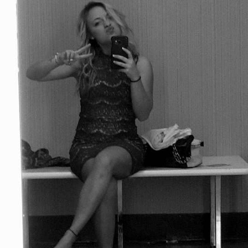 Meet your Posher, Carlie